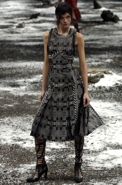 Look 23